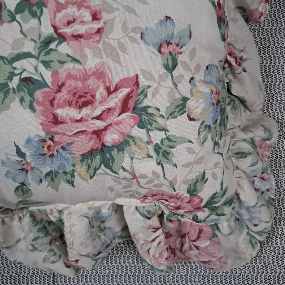 Vtg Romantic Rose Floral Pillow Lace Accent Cottage Granny Core